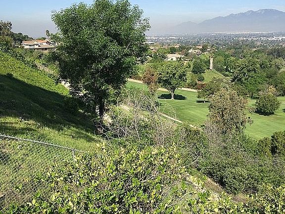5th image of 1440 S Montezuma Way