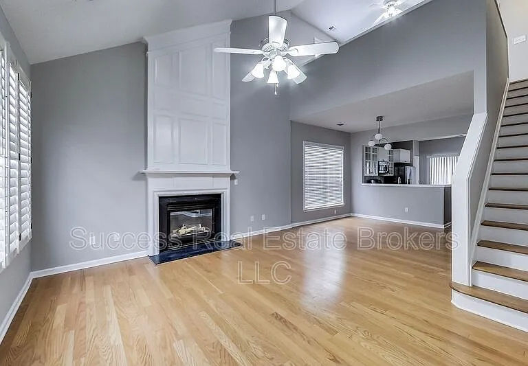 1645 Heyford Cir NW — Photo 3