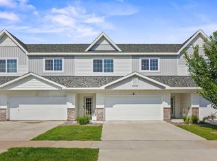 8630 Gateway Cir, Monticello, MN 55362