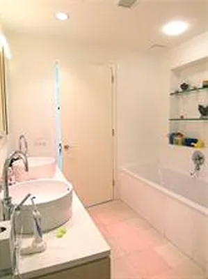 Rented by Corcoran | media 35