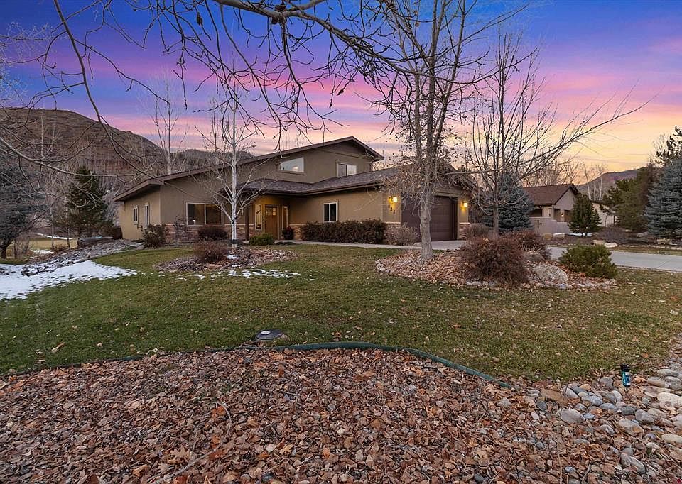 1st image of 422 Horse Thief Lane