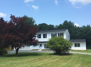 171 Cardinal Rd, Hyde Park, NY 12538