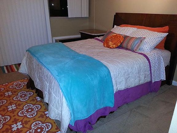 Previous tenant photo shows how cute it can be.