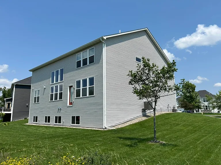 14248 Ferndale Ave NE — Photo 27