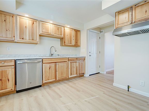 2nd image of 2092 N Goodman St