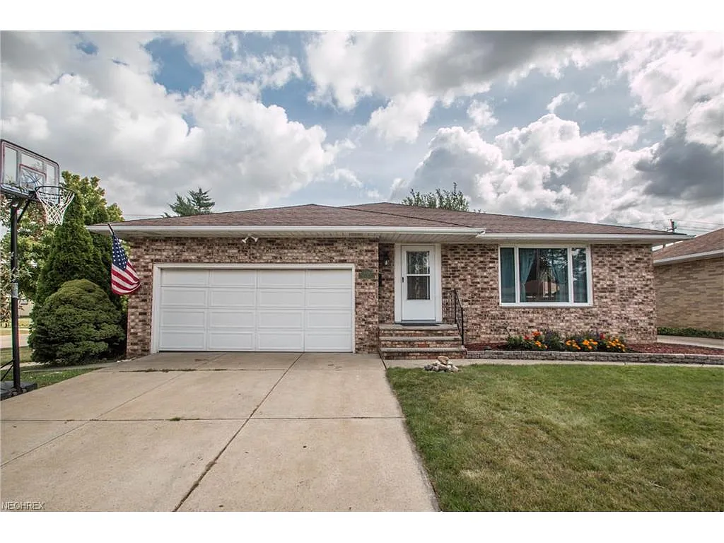 4701 Brook Ln photo 1