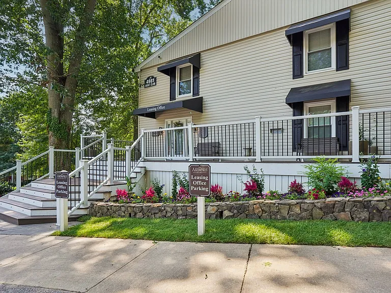 The Arbors Apartments — Photo 71