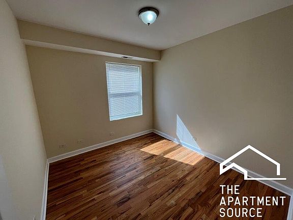 5th image of 4607 N Monticello Ave #3S