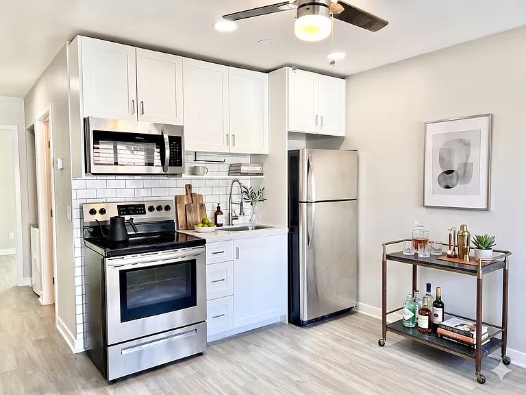 2617 E Campbell Ave #9 — Photo 5
