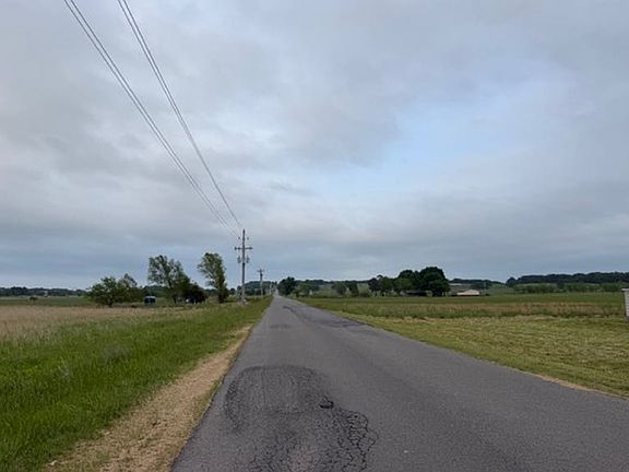 5th image of 2547 Anderson Rd