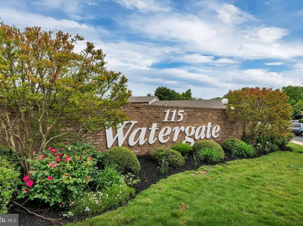 115 E Kings Hwy Unit 407, Maple Shade, NJ 08052