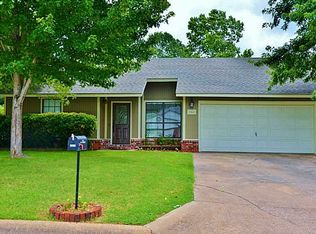 2162 N Alpine Ave, Fayetteville, AR 72704