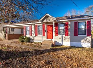 104 S Roosevelt St, Springhill, LA 71075