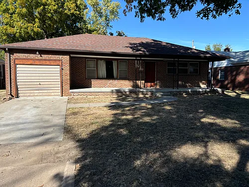 6050 Castle Dr Photo 1