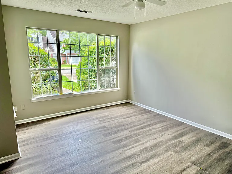 6700 Teresa Ln — Photo 8