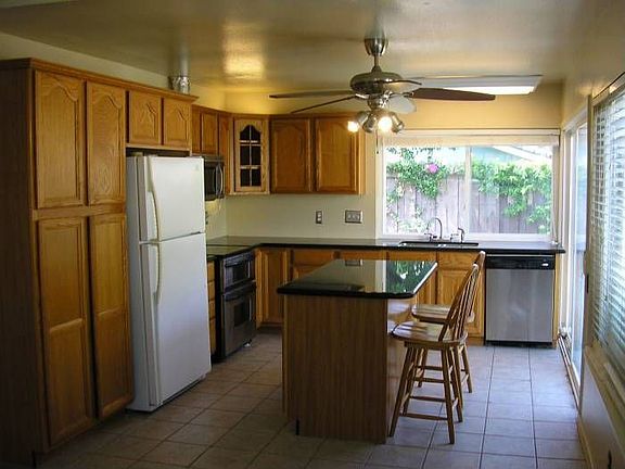 5th image of 4242 Margarita St