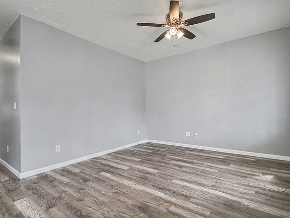 5th image of 3928 Decoursey Ave