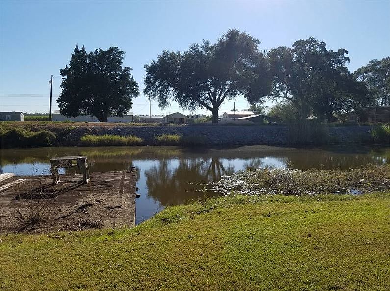 Bayou Side