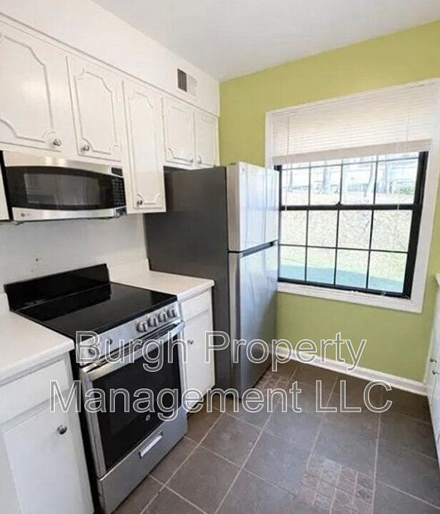 1st image of 1234 Pennsbury Blvd