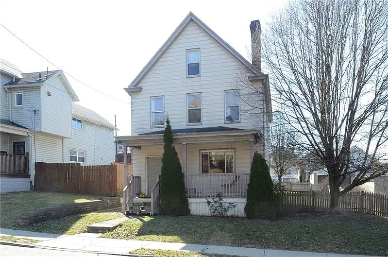 8 Smilax St photo 1