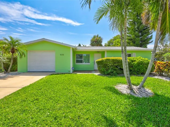 929 BRUCE AVENUE, CLEARWATER BEACH, FL 33767