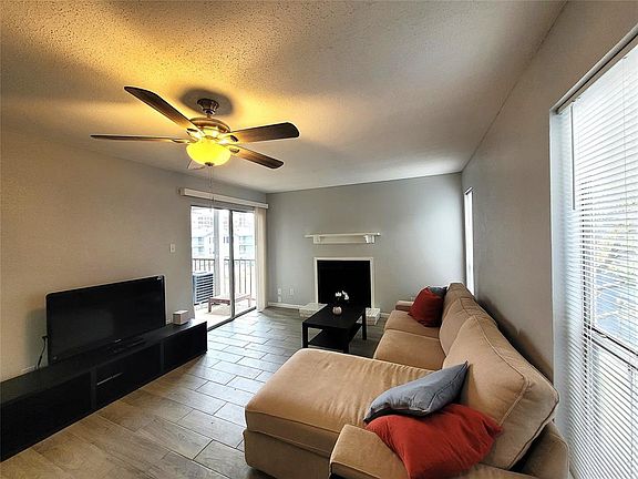 4th image of 18519 Egret Bay Blvd APT 1716