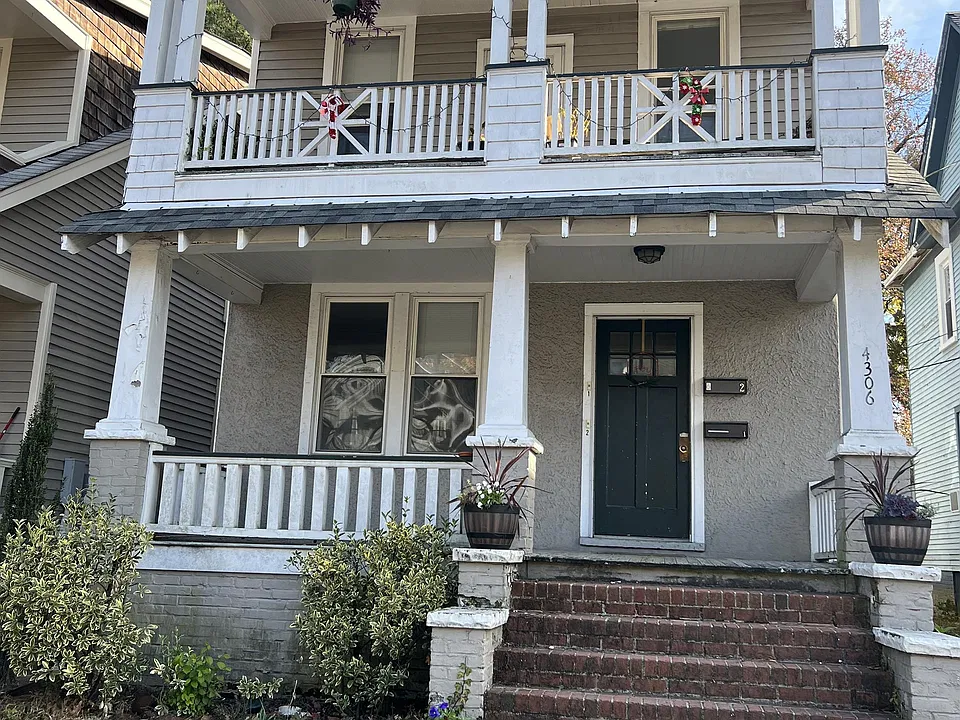 4306 Colonial Ave #2