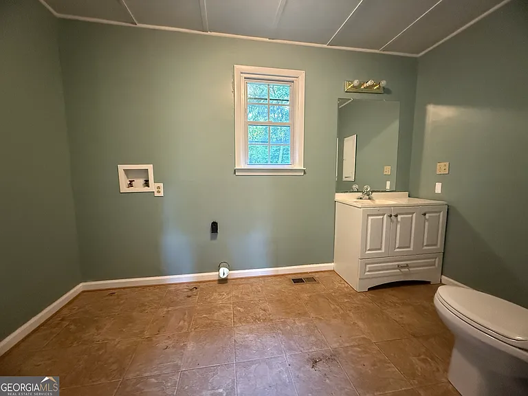 475 Christmas Tree Rd — Photo 8