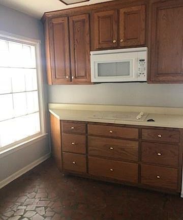 2nd image of 8924 Chesterfield Dr