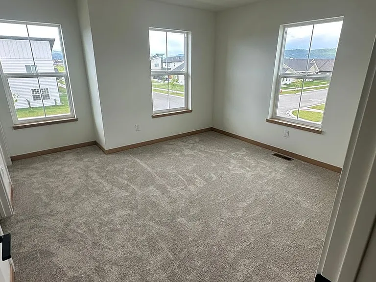 603 Holstein Way — Photo 11