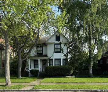 2493 Pierce Ave, Niagara Falls, NY, 14301