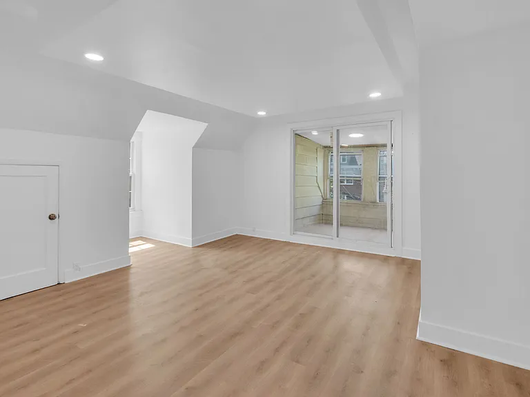 44 Farley Ave #2 — Photo 18