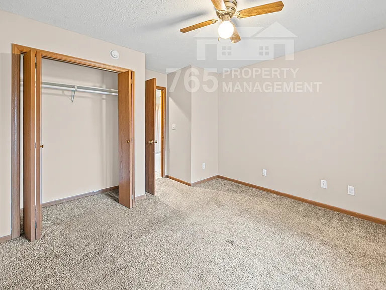 70 Bridgewater Ct #18 — Photo 14