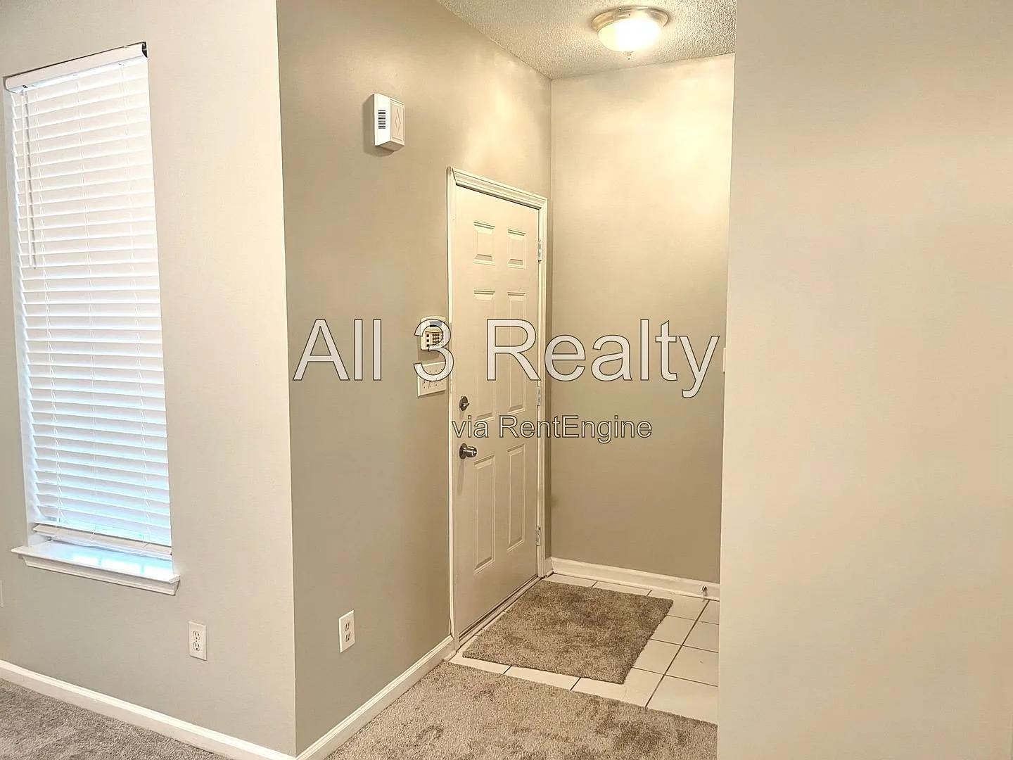 3 bed, 2.5 bath, 1406 sqft, $1,760 — Photo 3