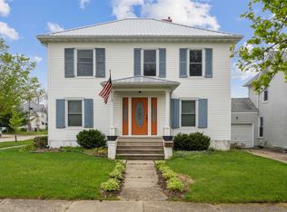 221 1st Ave NE, Oelwein, IA