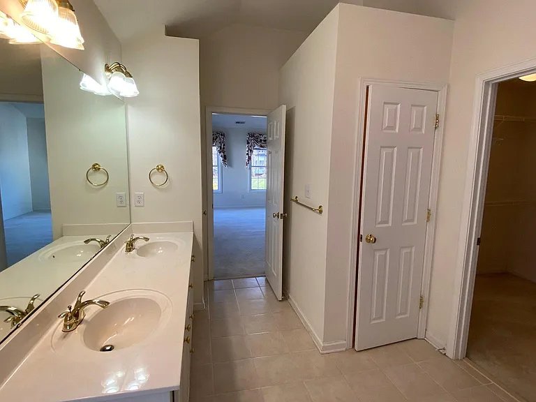 412 Riggsbee Farm Dr — Photo 16
