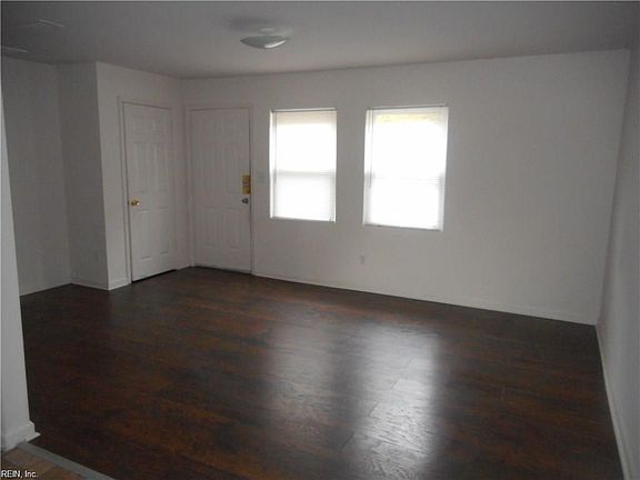 5th image of 122 Christian St APT 3