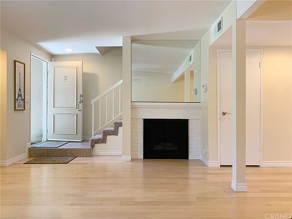 4th image of 17734 Devonshire St Unit 3