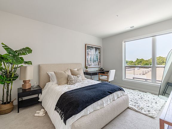 4th image of 235 E Prospect Ave #309