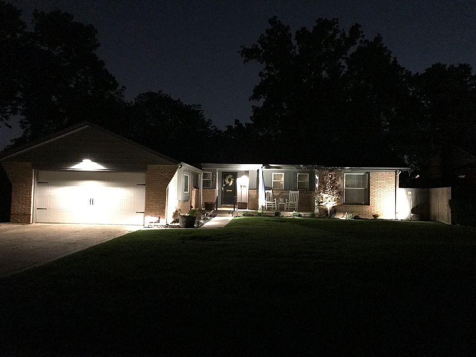 2nd image of 4343 E 57th St S