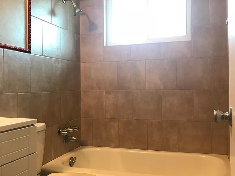 4272 Perry St — Photo 6