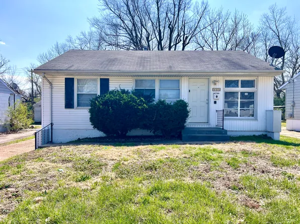 446 Cameron Rd, Saint Louis, MO 63137