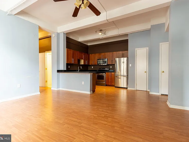 1324 Locust St #1602 — Photo 10