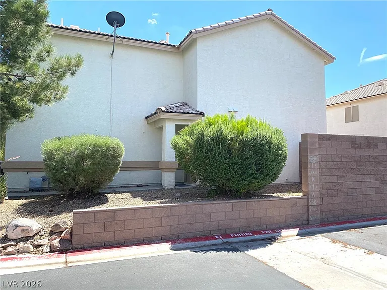 701 Spotted Eagle St — Photo 36