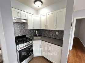 71 Hancock Ave