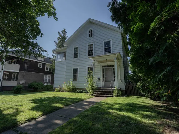 99 Center Street, Rutland City, VT 05701