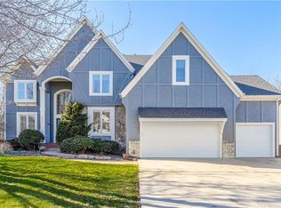 14618 Grandview St, Overland Park, KS 66221