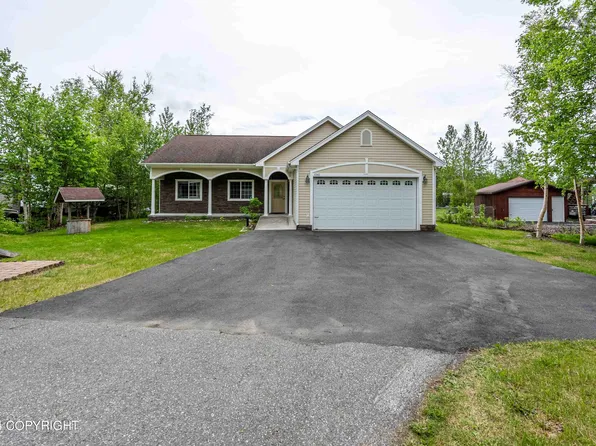 3260 E Palmdale Dr, Wasilla, AK 99654