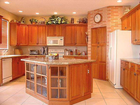 2nd image of 16566 SW 51st St