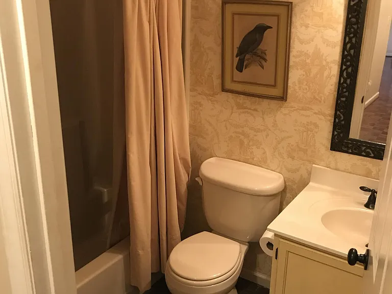 1 Cameron Ln — Photo 3